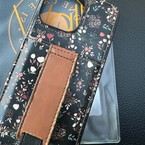 Walli iPhone 13 pro case